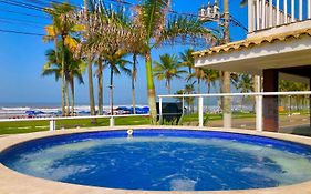 Jequitiba Hotel Frente ao Mar